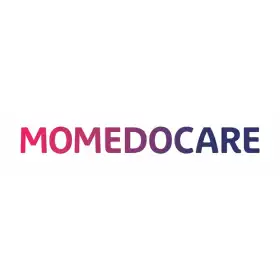 Schriftzug 'MOMEDOCARE' in Farbverlauf von Pink zu Dunkelblau auf weißem Hintergrund.